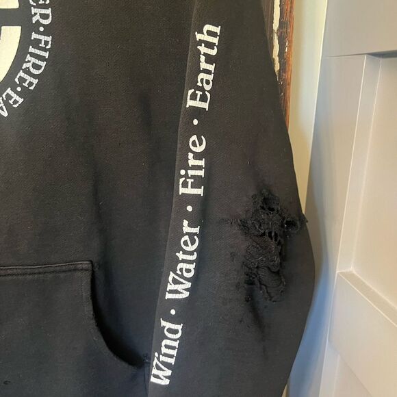 Element distressed Black Hoodie. Men’s size M. - Picture 6 of 12